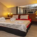 Blueberry Boutique 4*