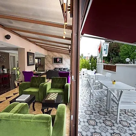 Blueberry Boutique Otel