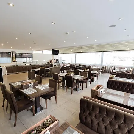 فندق Blueberry Boutique 4*